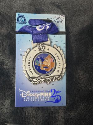 Great Mouse Detective spinner pin