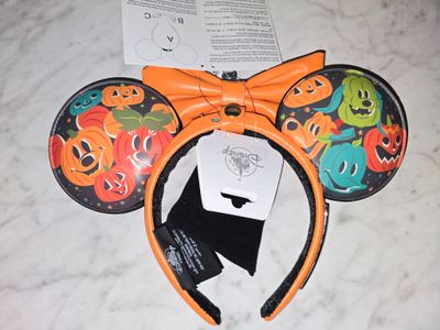 Disney Vacation Club Halloween light up headband