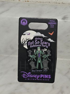 Mickey&#39;s Not So Scary Halloween Party 2025 Gravedigger pin