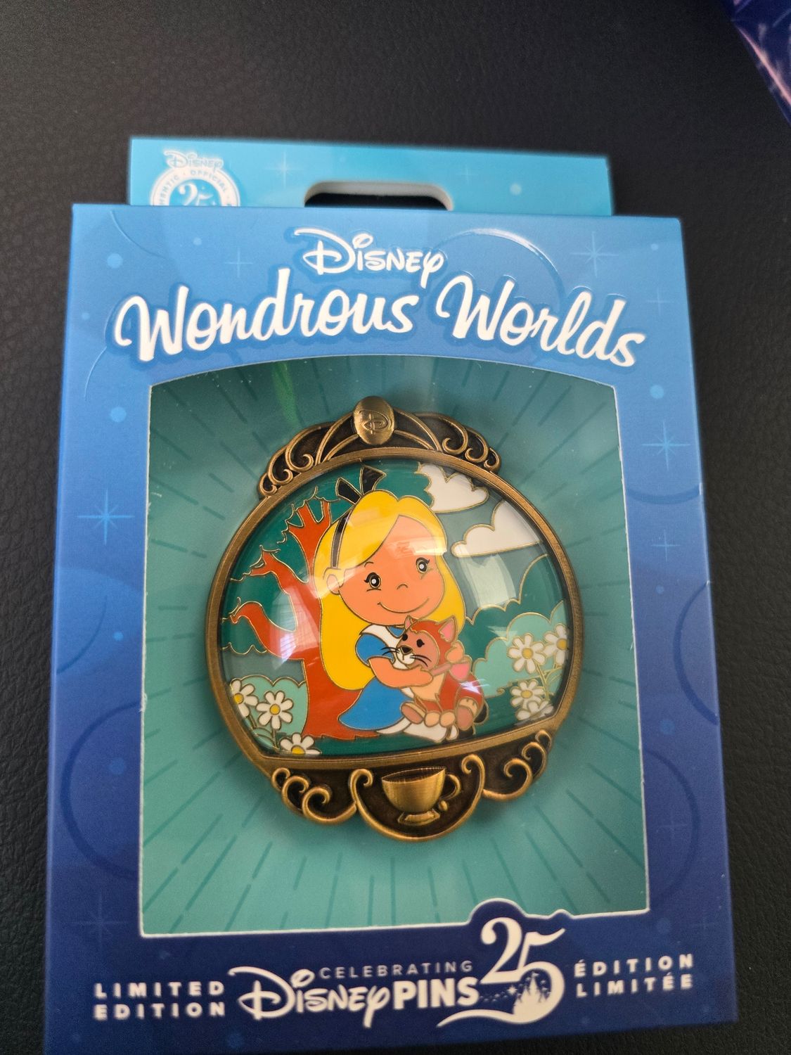 Disney Wonderpus World Alice pin