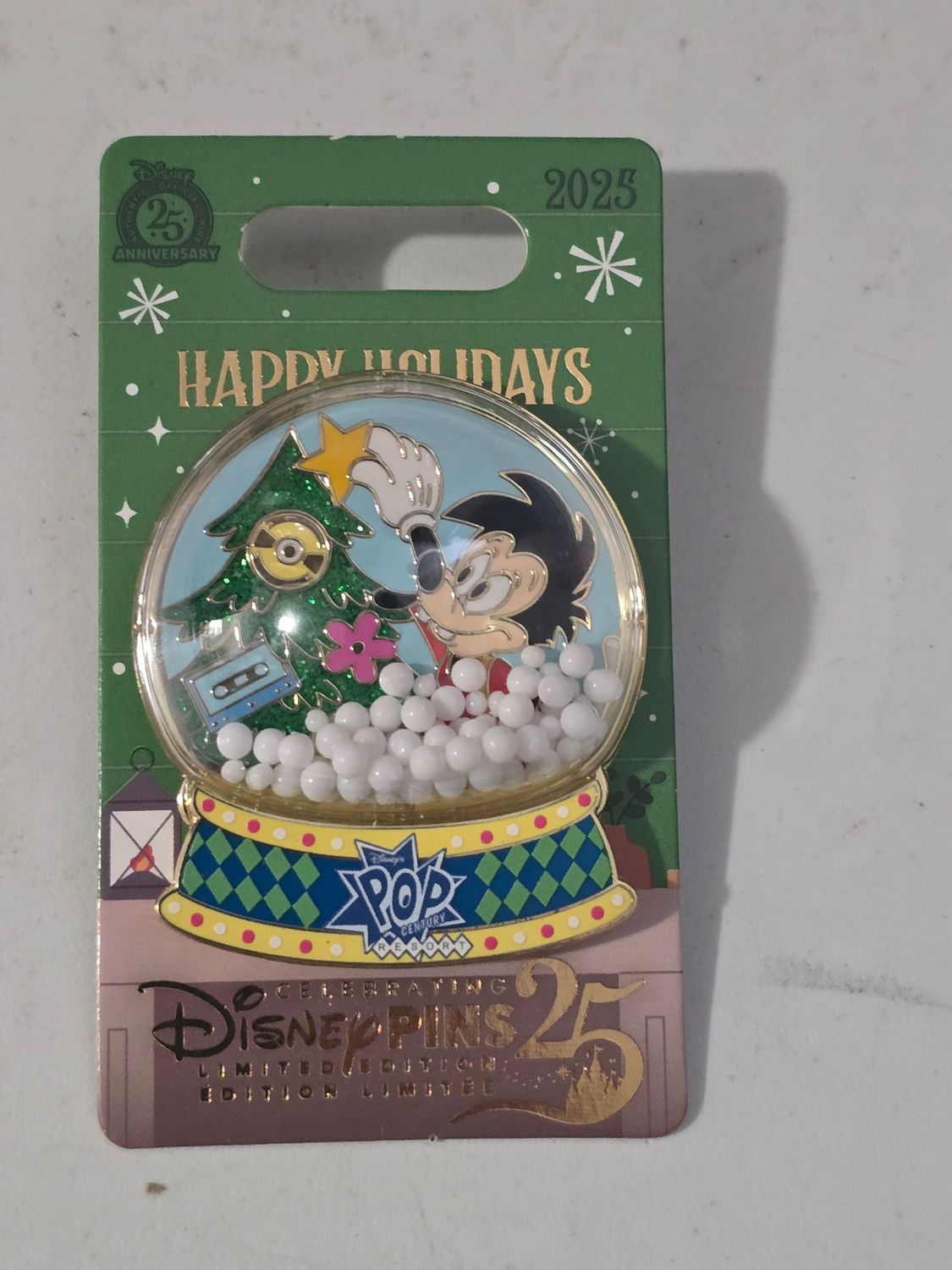 Pop Century Happy Holidays Snowglobe pin Max Goof