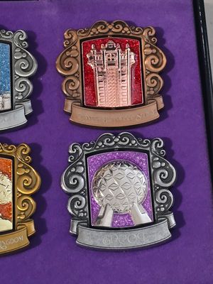 Walt Disney World Artist Series Jes Willis 4 Spinner Pins Box Set 2025