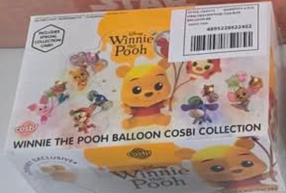 Winnie the Pooh Balloon Cosbi mystery box case