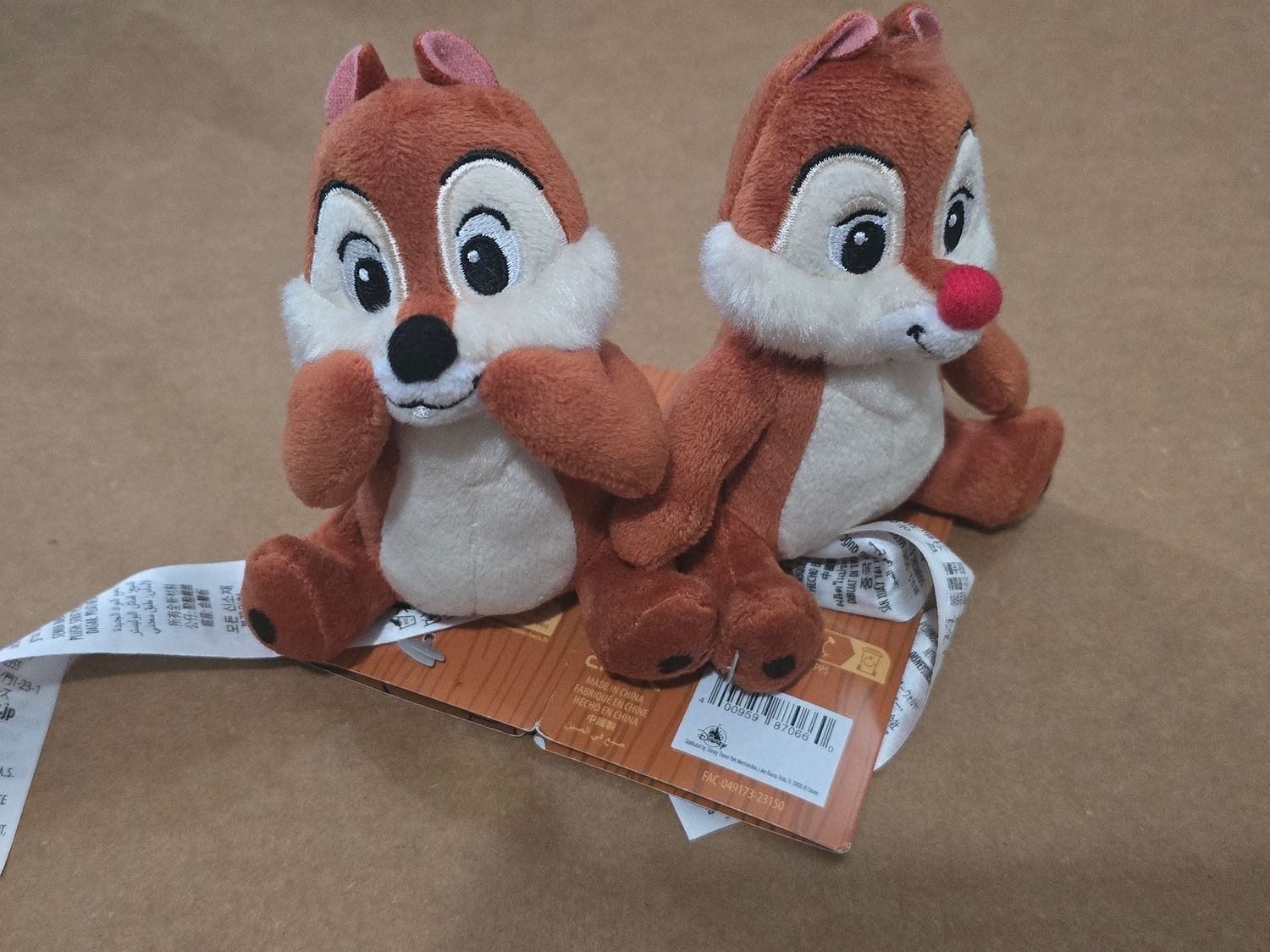 Chip and Dale Shoulder Pal