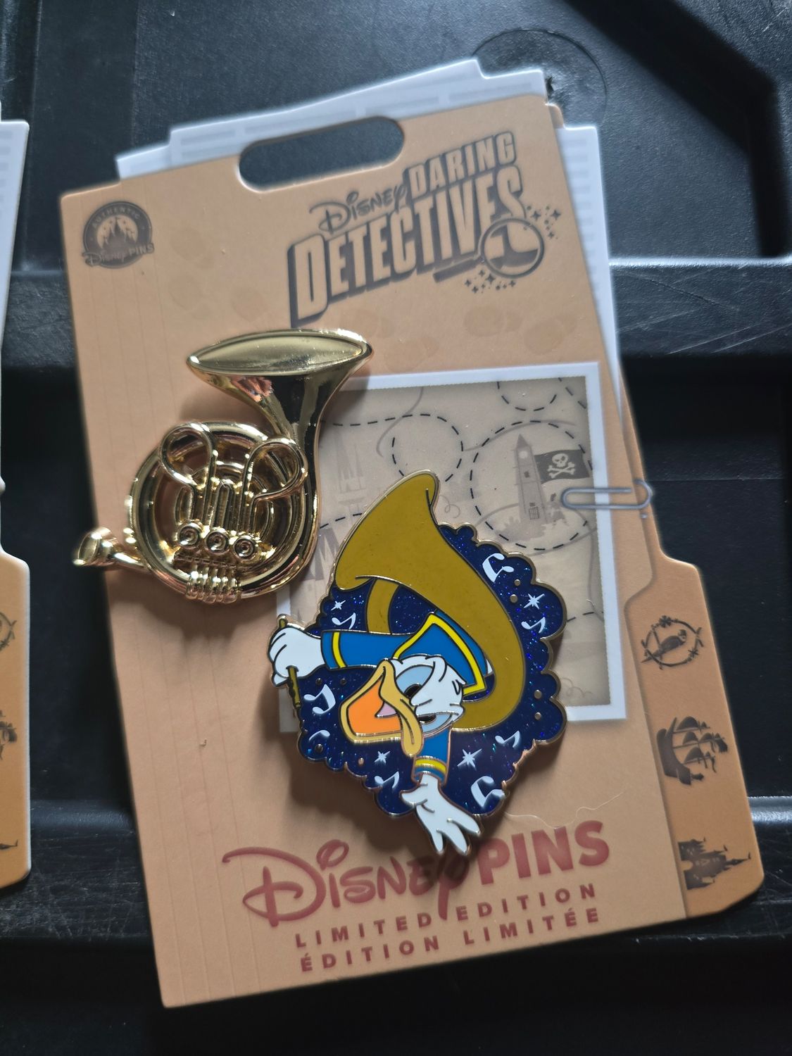 Disney Daring Detectives pin Donald Duck 