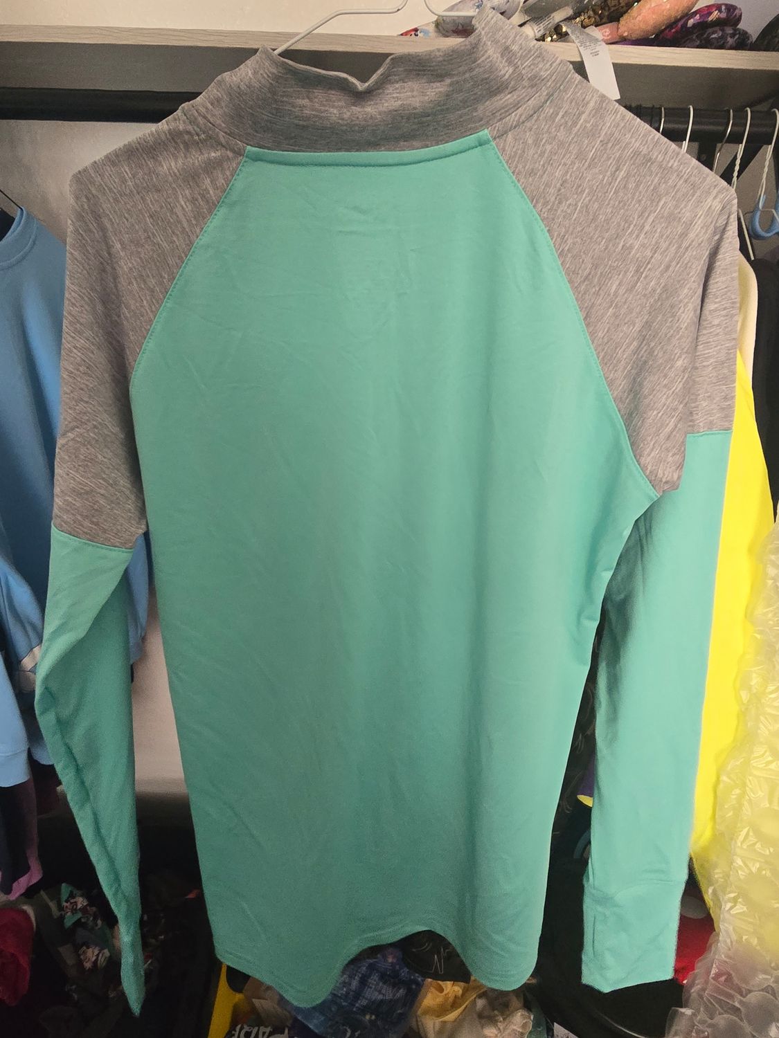Women's runDisney 2019 Star Wars Rival Run 1/4 Zip Shirt Lightweight Turqoise M