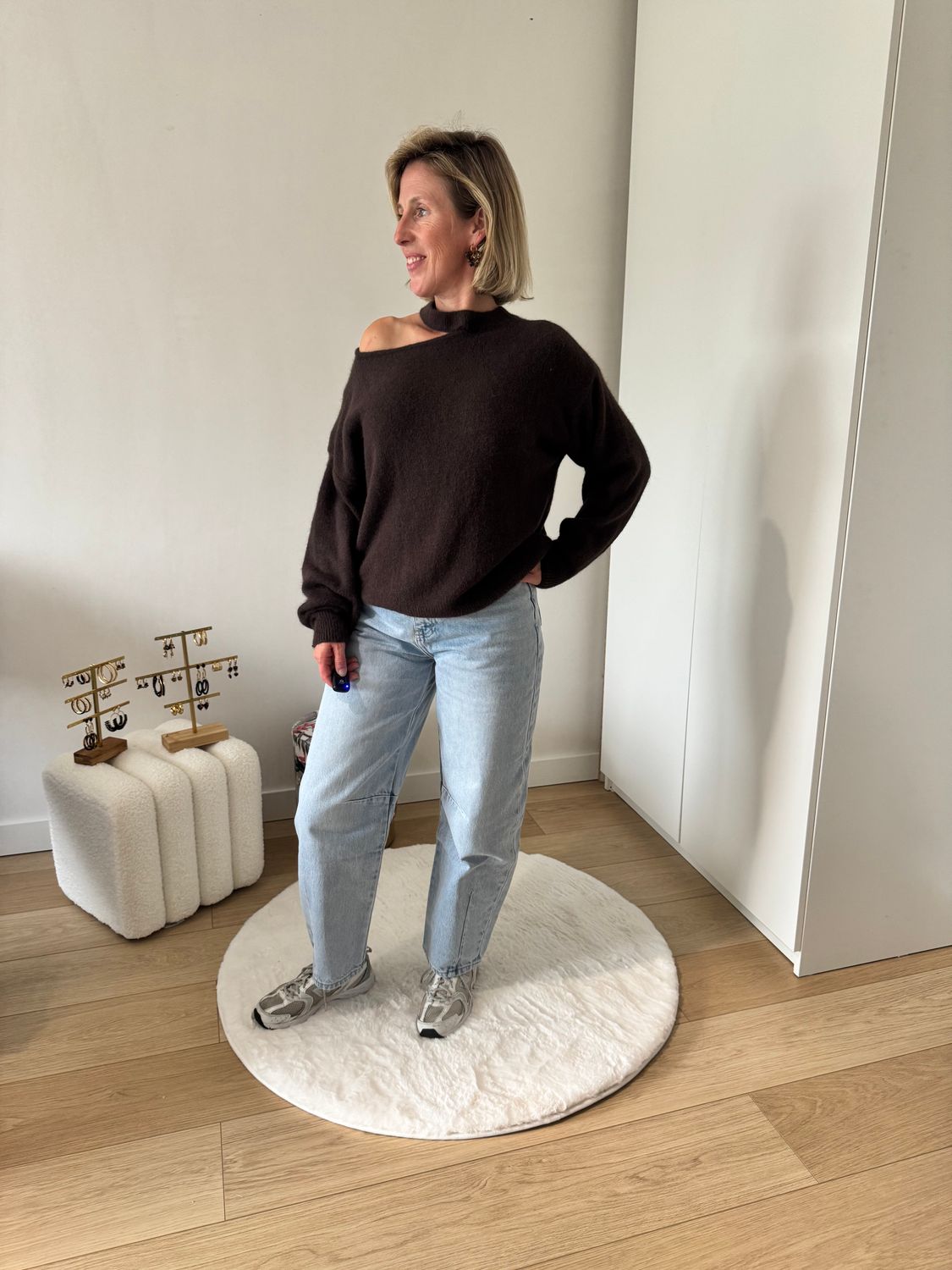 Trui off-shouler bruin
