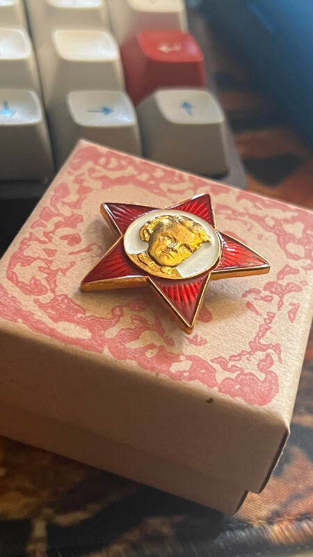 Little Octobrists Pin