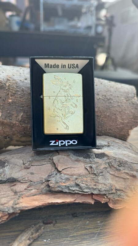 Hand Engraved Zippo Street Lighter