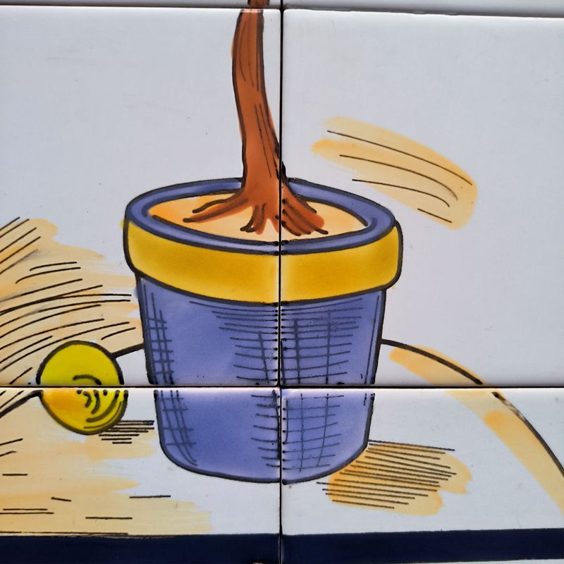 Detailaufnahme handbemalte Zitrone mediterranes Fliesen-Unikat