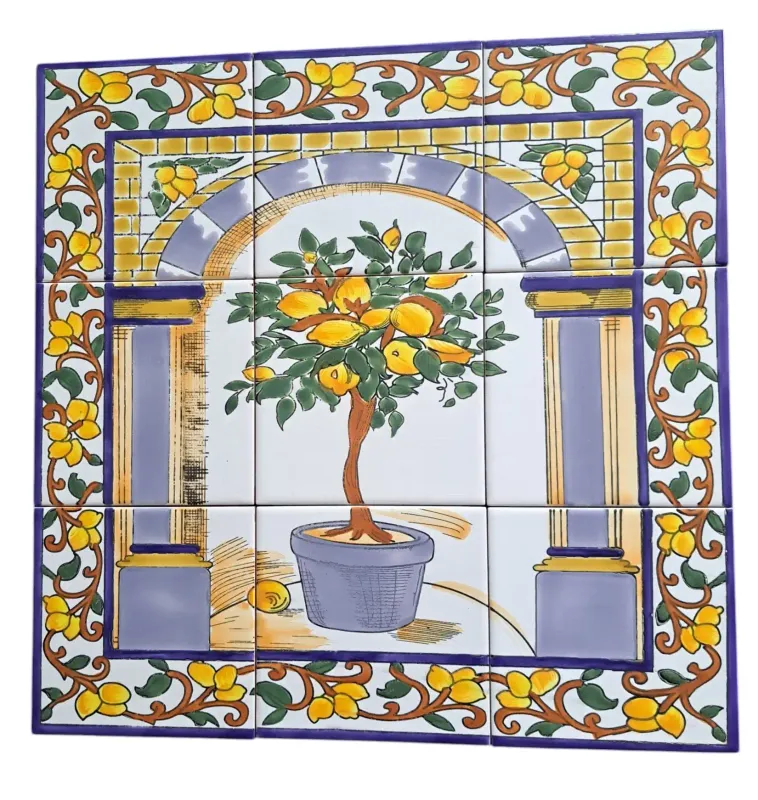 Quadratisches Keramik-Fliesenbild mit Zitronenbaum-Motiv und einer gemusterten Bordüre in Braun- und Blautönen.

