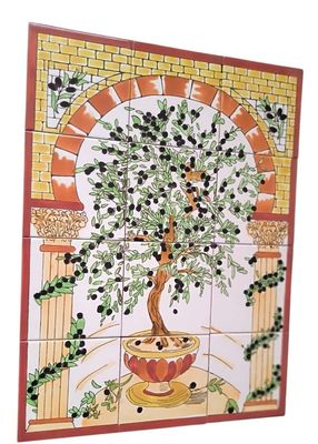 Seitenansicht des mediterranen Fliesenbildes mit Olivenbaum-Motiv zur Verdeutlichung der glänzenden Oberfläche
