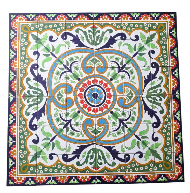 Handbemalte Fliesen 90x90 cm mit mediterranen Ornamenten und Kacheln