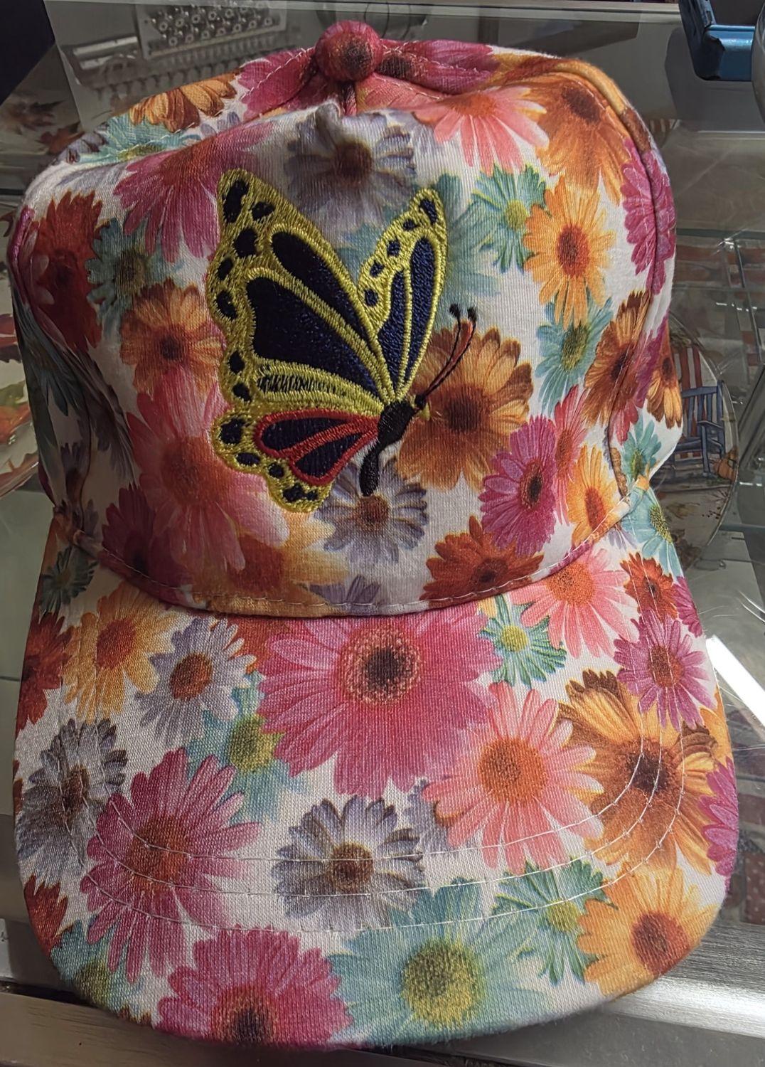Flowered cap with embroidery, Art work: Butterfly 1.1