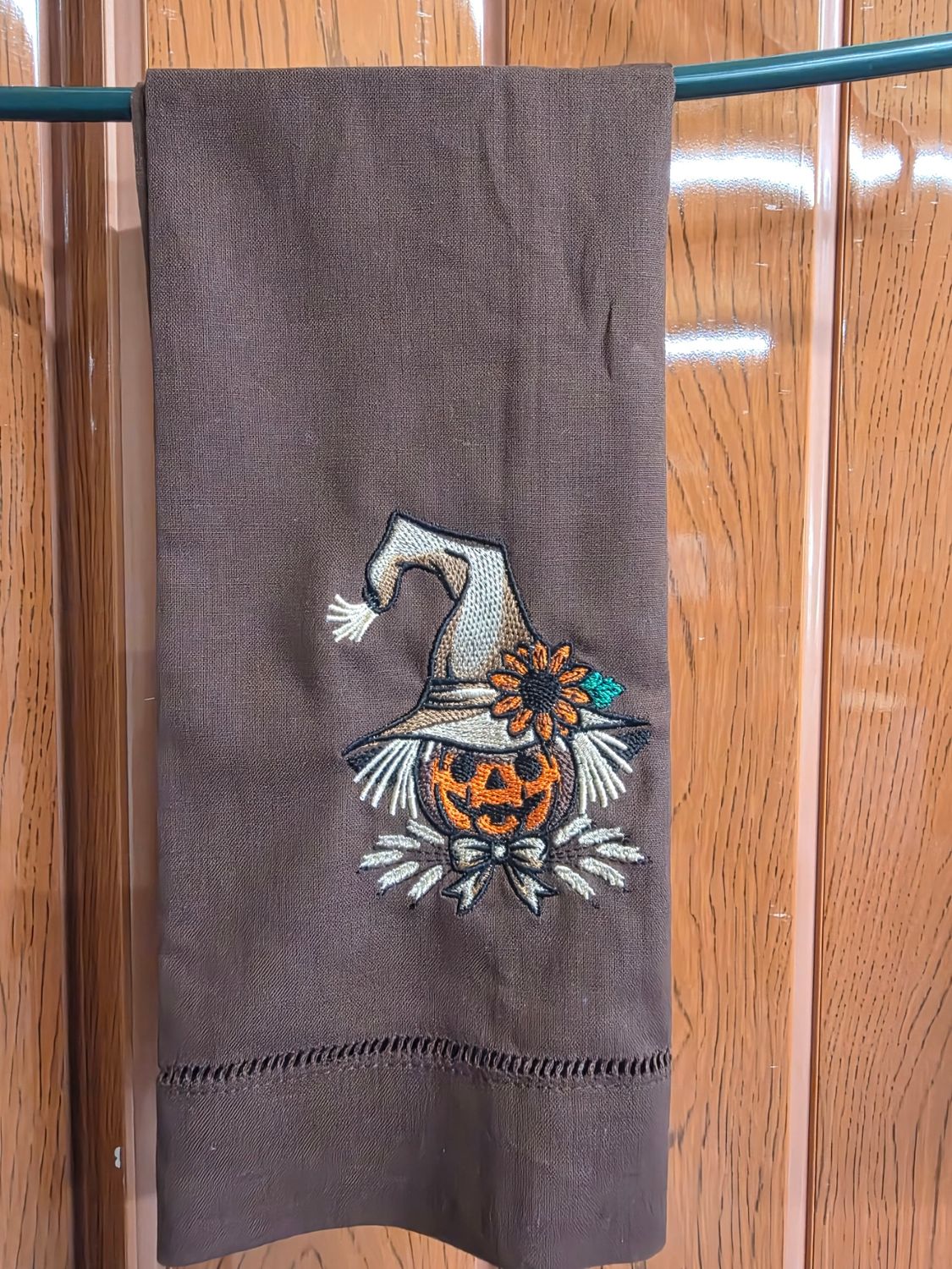 Linen Hemstitched Guest Towel with a Scarecrow