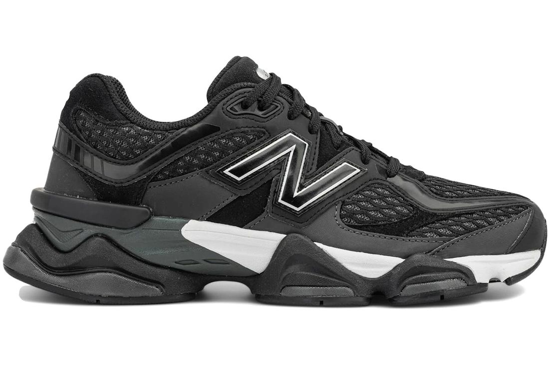 9060 Shoe Palace Black Silver
