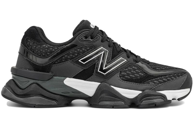9060 Shoe Palace Black Silver