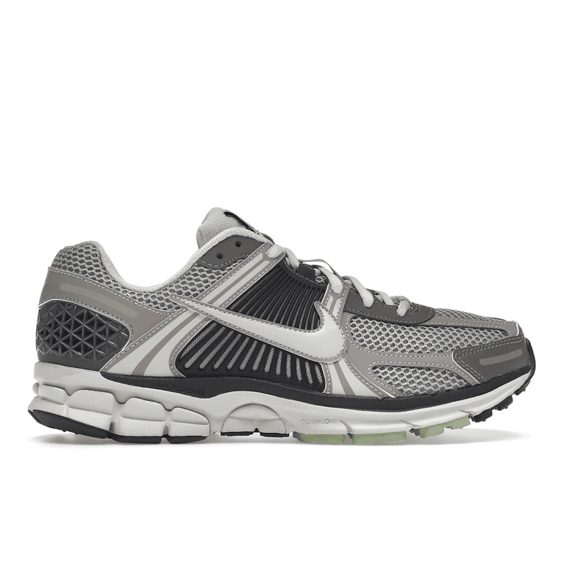 Zoom Vomero 5 Cobblestone Flat Pewter