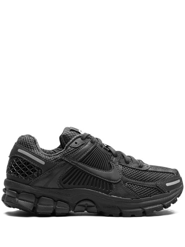 Zoom Vomero 5 "Triple Black"