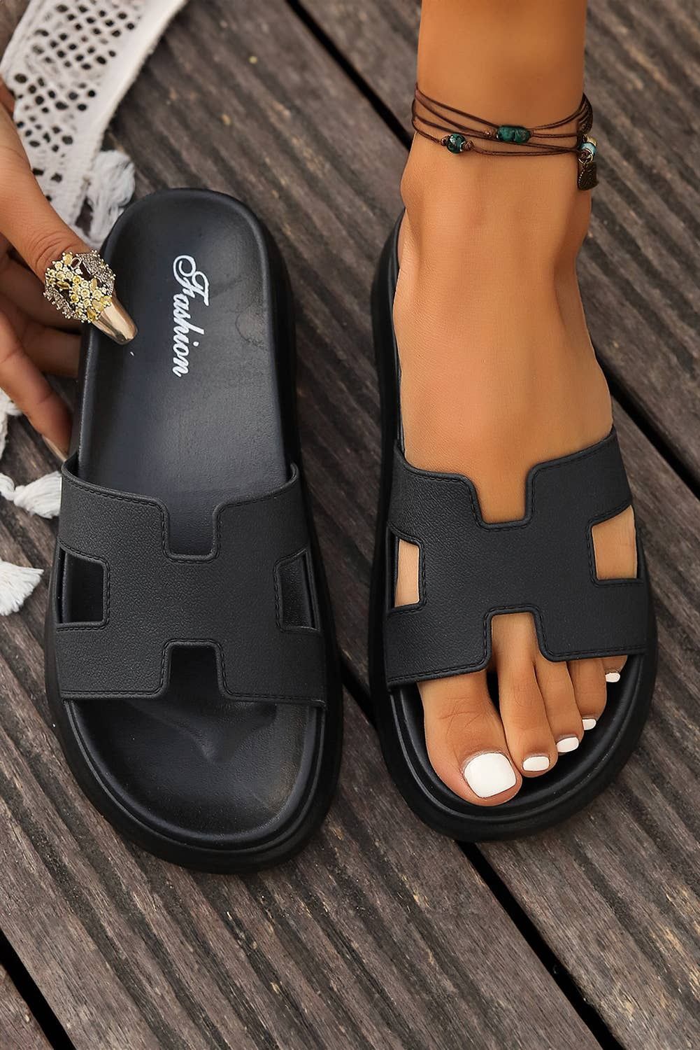 LDC Cutout Design Open Toe Platform Slippers: Black, Size: 5.5