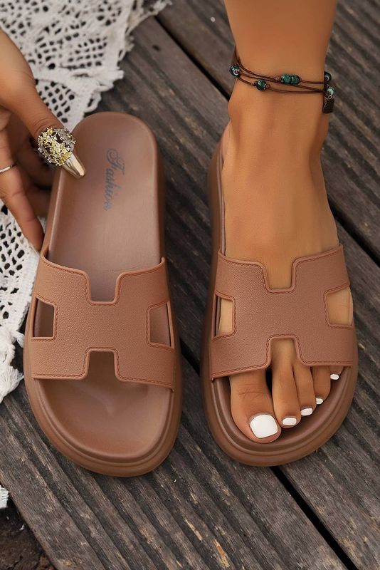 LDC Cutout Design Open Toe Platform Slippers: Chestnut