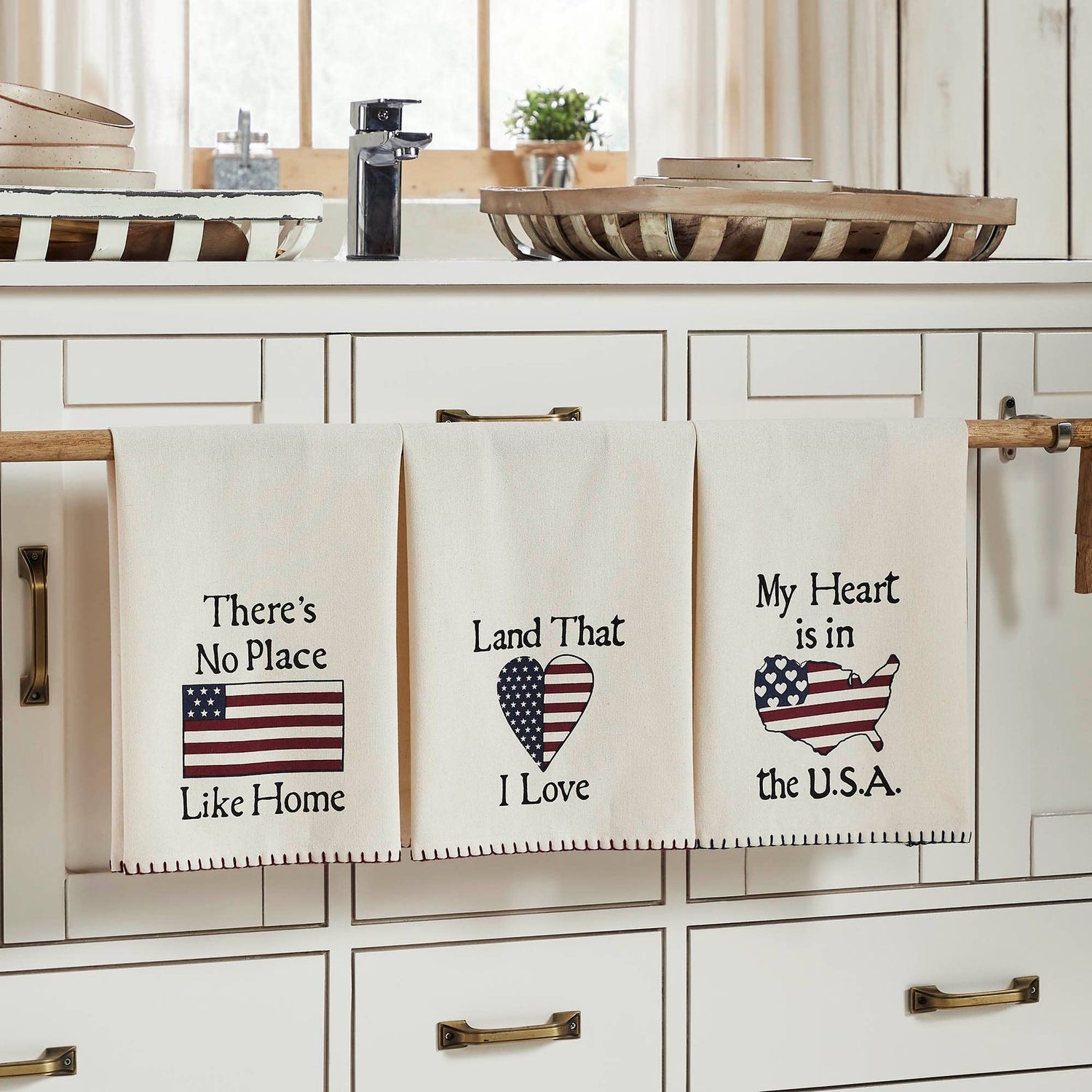 The Land That I Love Americana Tea Towel Set of 3 16x28