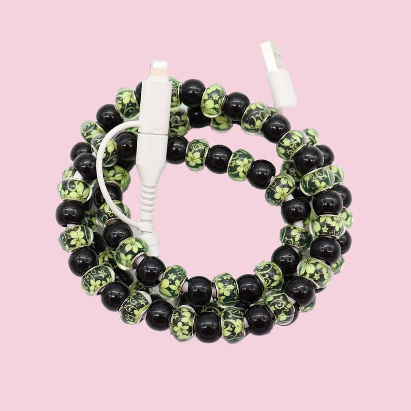 Beaded Data Cable 2 in 1 type-c to ip15: Black flowers