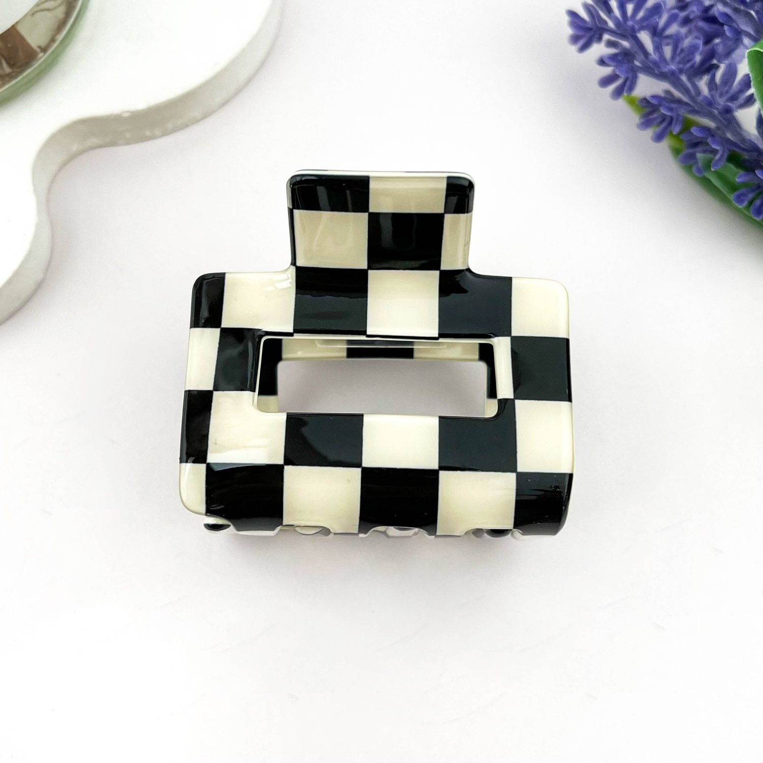 Minimal Hollow Square Simple Modern PVC Hair Claw Clip: Checkerboard