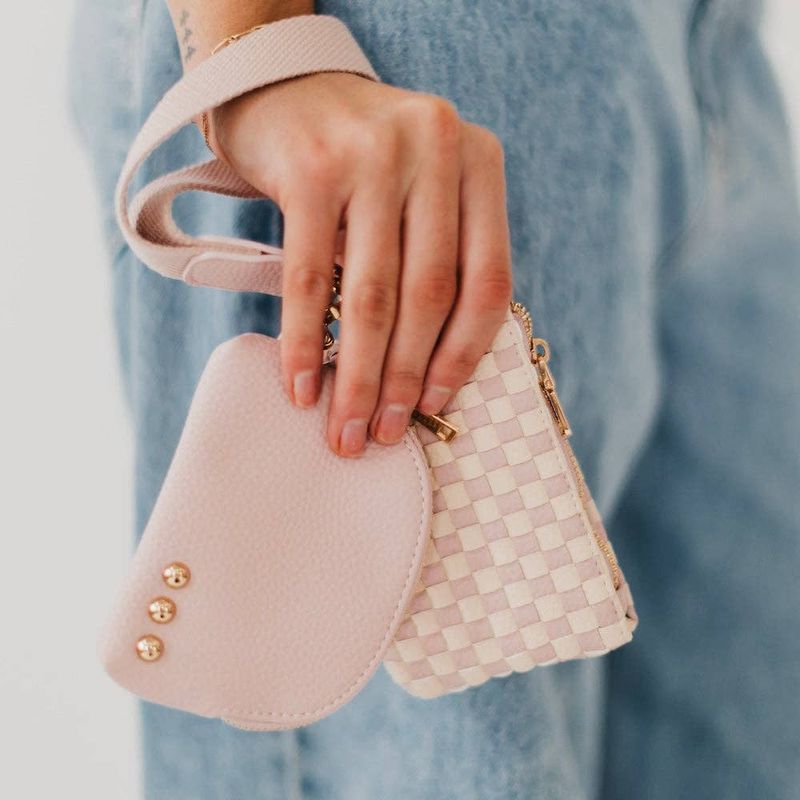 Wonderlust Woven Dual Pouch Wristlet: Blush Checkered