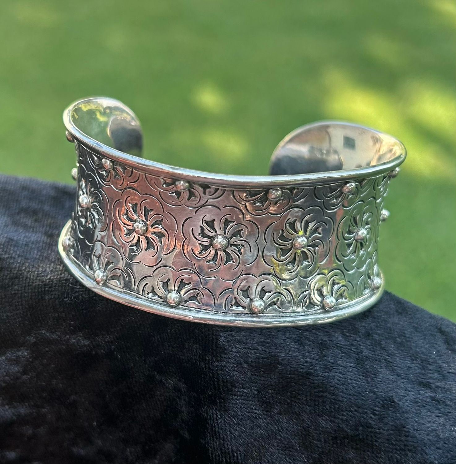 Sterling Cuff with amazing details. Flexible, 1 1/4” wide.