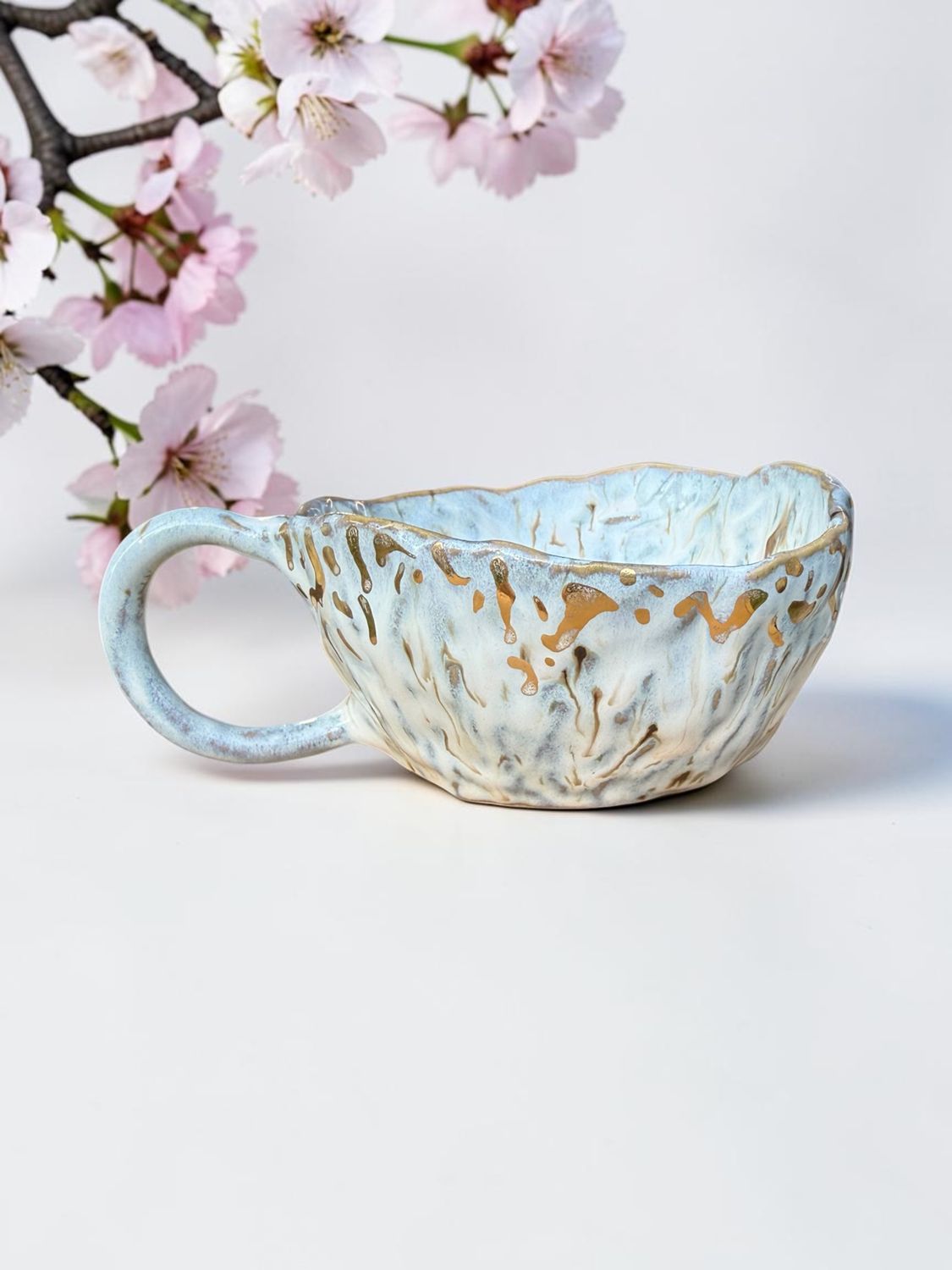 Gilded blue