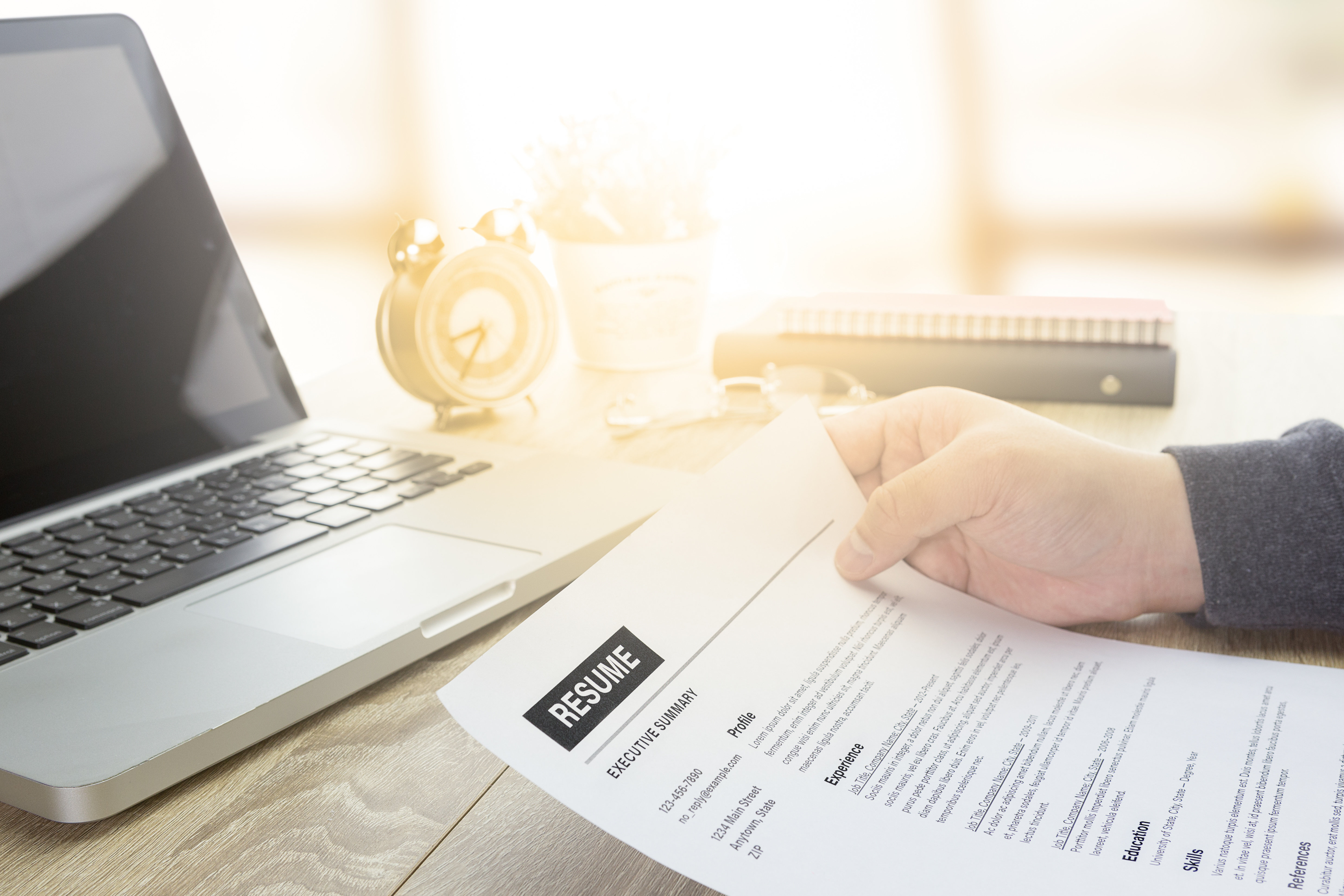 Mid-Career Branding Service Advance 00040