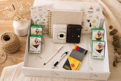 Signature Set – Instax Kamera Paket für Hochzeiten Signature Set – Instax Kamera Paket für Hochzeiten