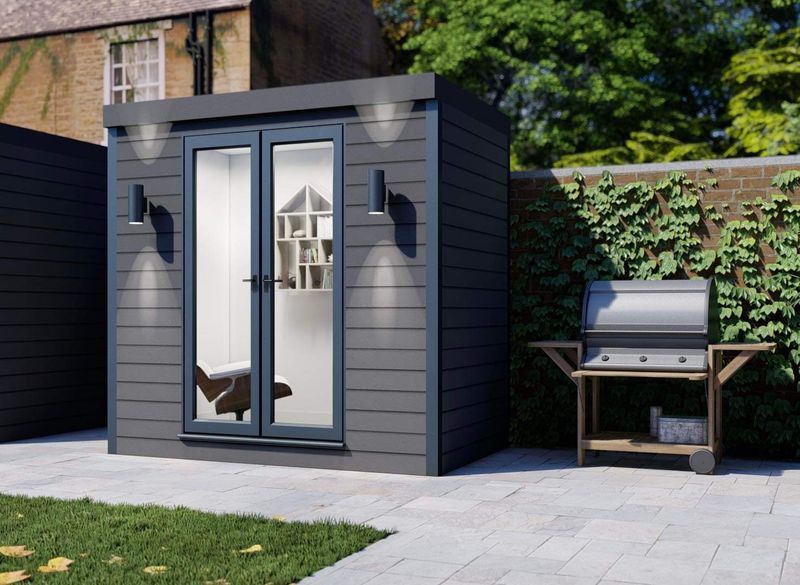 Lush Lodge Studio Mini (2.4mx1.8m)