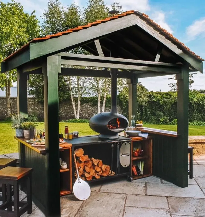 Luxury cooking Gazebo with Morso forno oven deluxe 2.5m x 1.5m