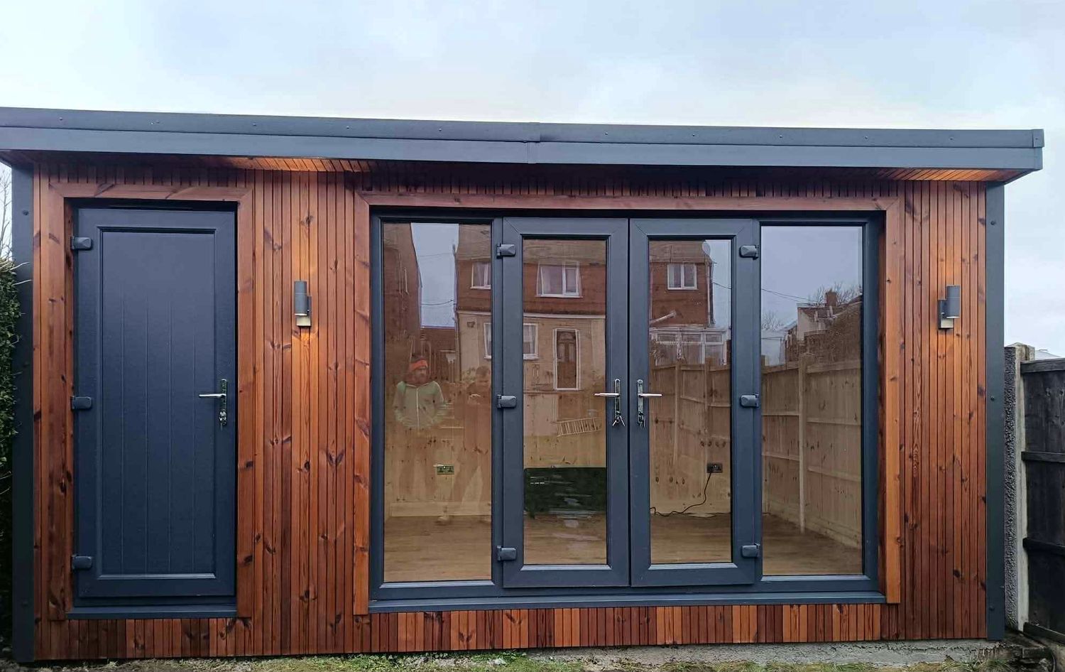 BasePod Garden room storage combo in Thermowood 6mx4m