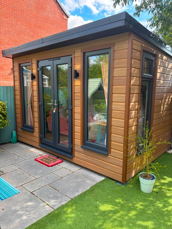 BasePod Garden room in Composite 5mx3m