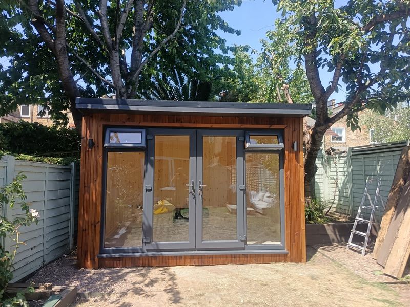 BasePod Garden room in Thermowood 3mx3m