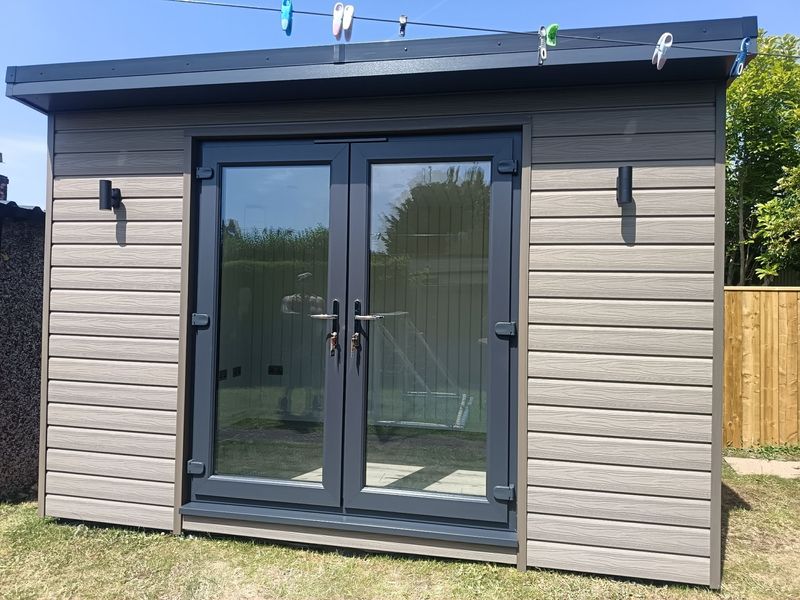 BasePod Garden room in Composite 3.6mx3m