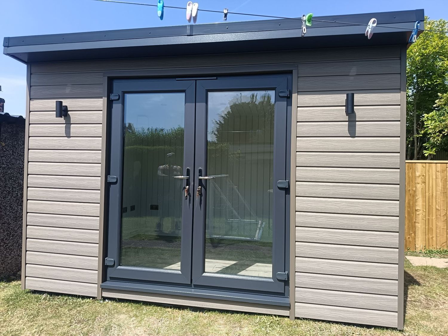 BasePod Garden room in Composite 3mx3m