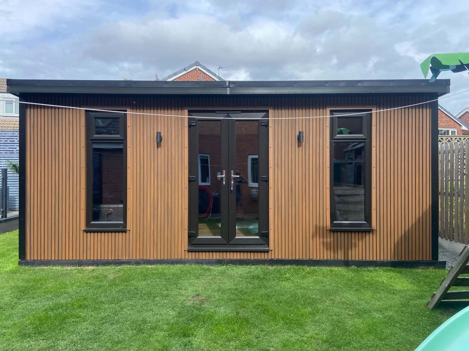 BasePod Garden room in Composite Slat cladding 6mx 3m BasePod Garden room in Composite Slat cladding 6mx 3m