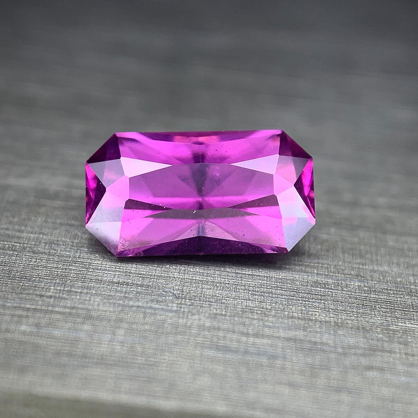 ᴬᵀᵞᴾᴵᶜᴬᴸ RHODOLITE GARNET 1,51ct