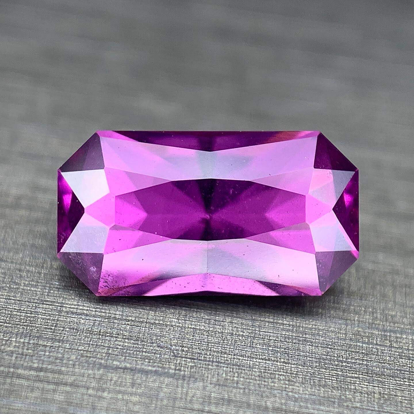 ᴬᵀᵞᴾᴵᶜᴬᴸ RHODOLITE GARNET 1,51ct