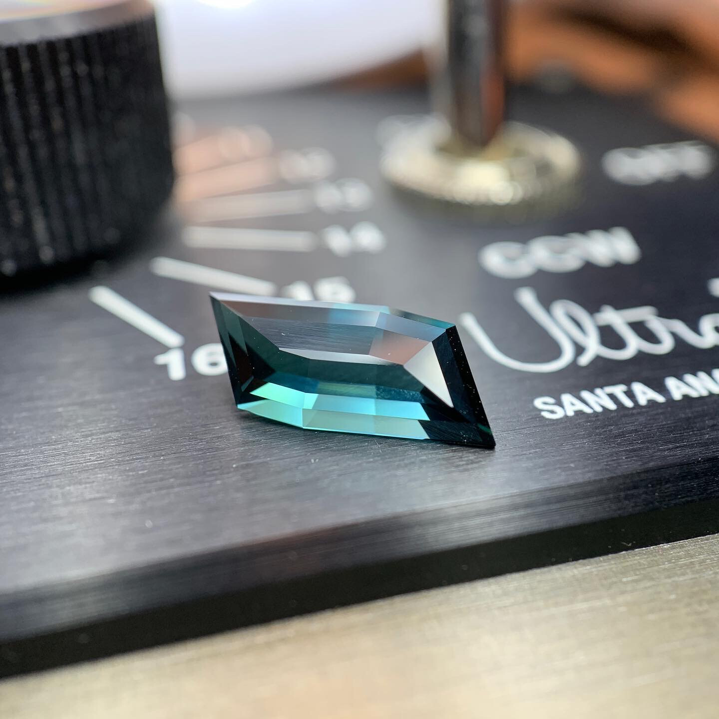 ᴬᵀᵞᴾᴵᶜᴬᴸ BLUE GREEN TOURMALINE 2,53ct