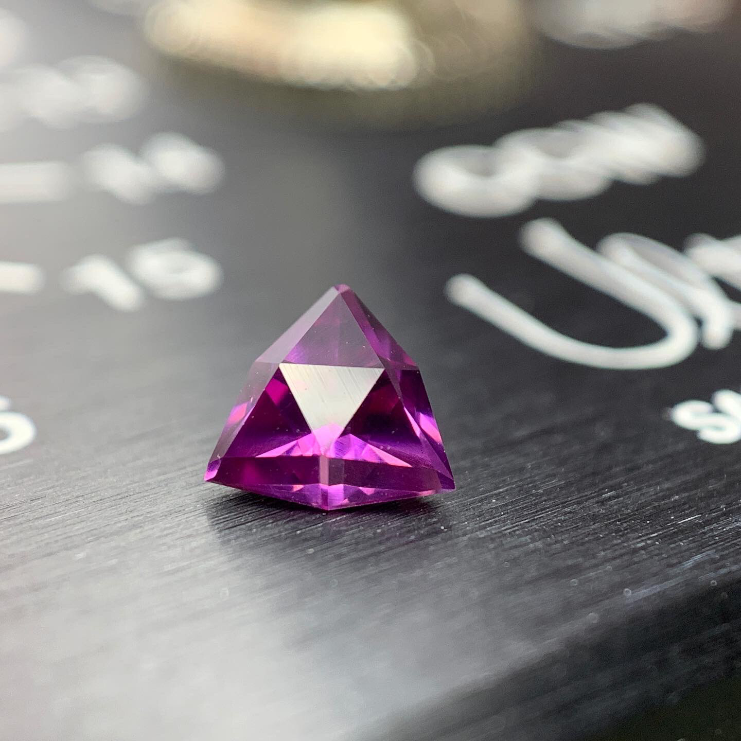 ᴬᵀᵞᴾᴵᶜᴬᴸ RHODOLITE GARNET 0,53ct