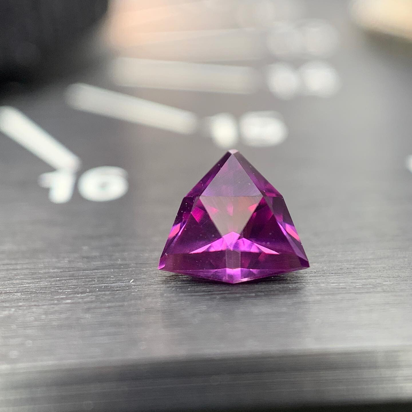 ᴬᵀᵞᴾᴵᶜᴬᴸ RHODOLITE GARNET 0,53ct