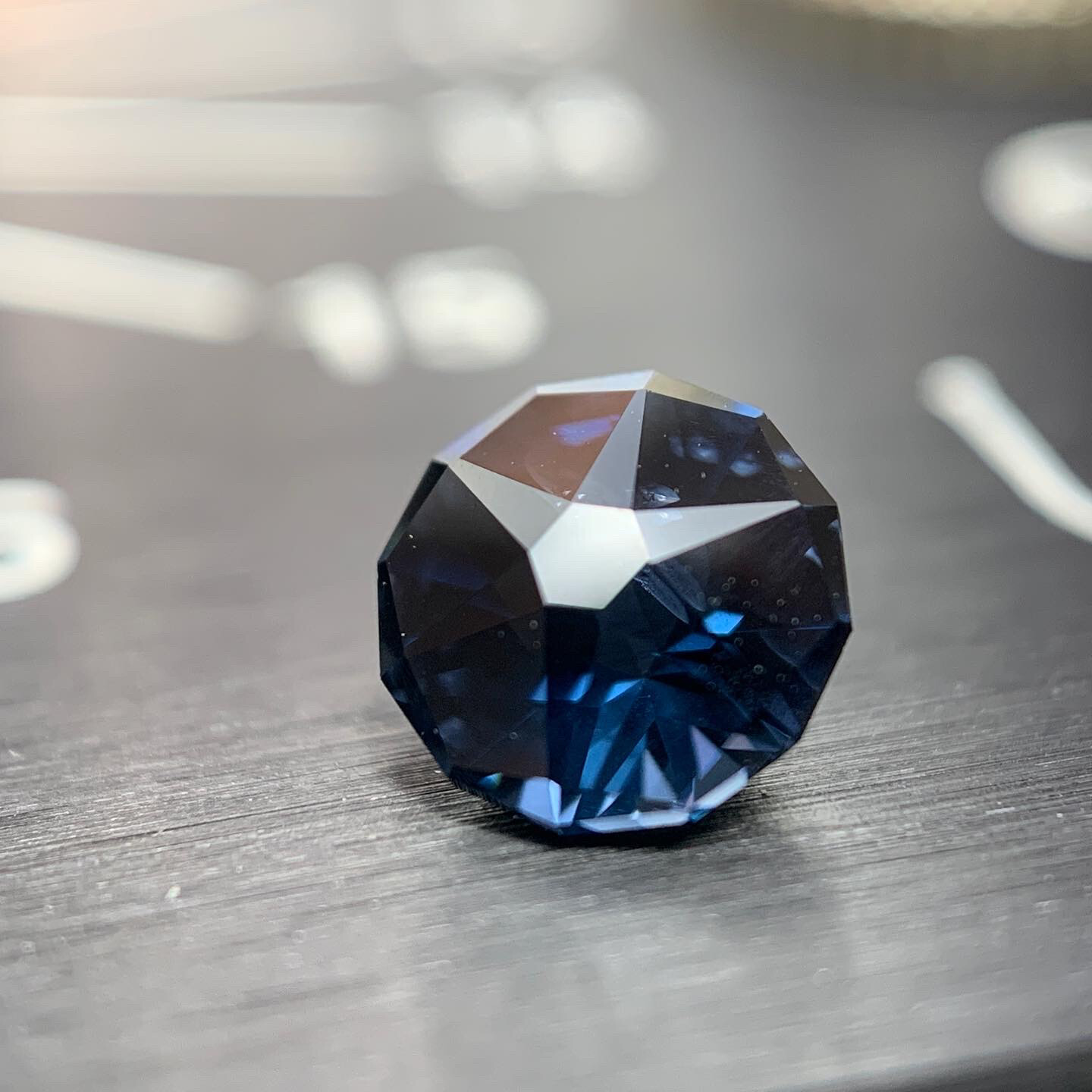 ᴬᵀᵞᴾᴵᶜᴬᴸ BLUE SPINEL 0,71ct