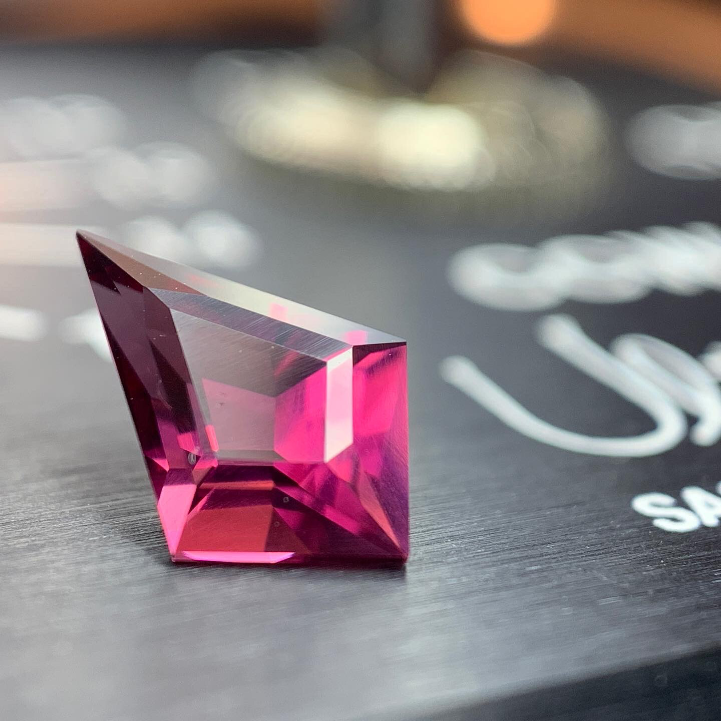 ᴬᵀᵞᴾᴵᶜᴬᴸ UMBALITE GARNET 1,47ct