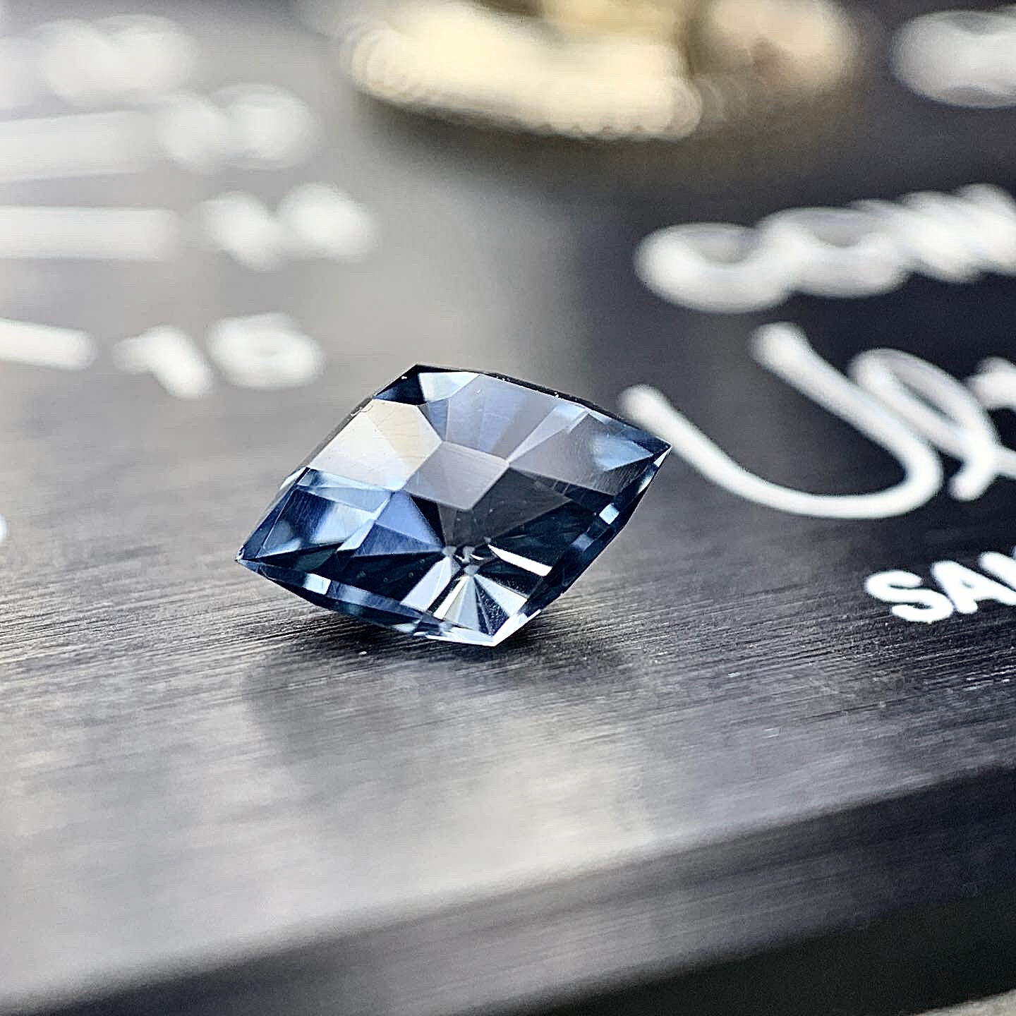 ᴬᵀᵞᴾᴵᶜᴬᴸ BLUE SPINEL 0,70ct