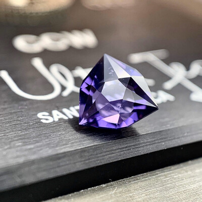 ᴬᵀᵞᴾᴵᶜᴬᴸ PURPLE SPINEL 1,13ct